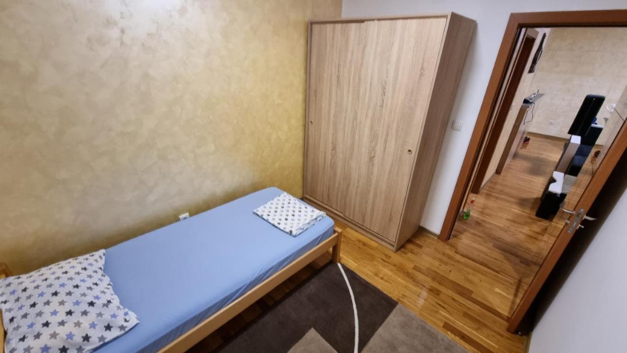 Raven2 Apartment Zeleznik ภายนอก รูปภาพ